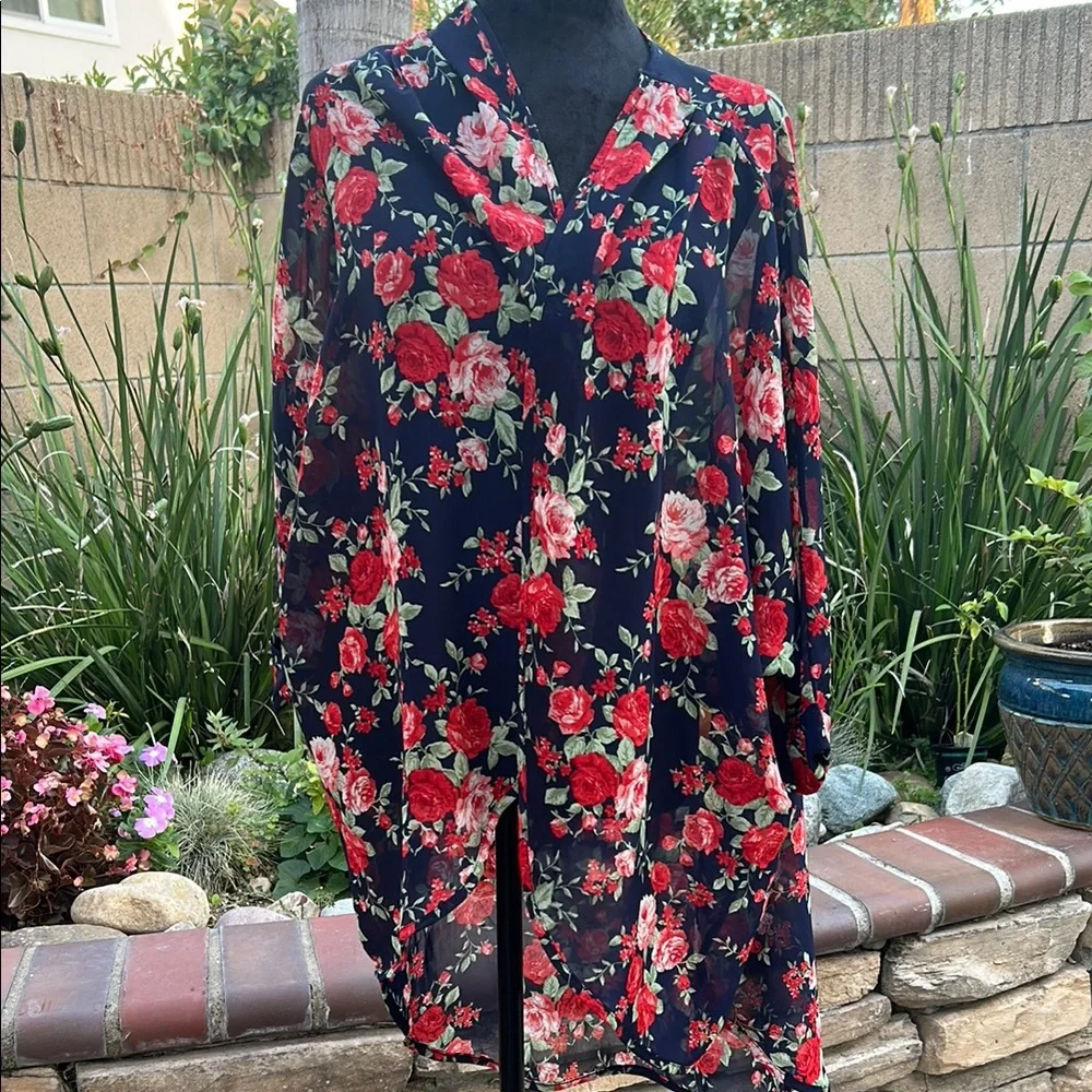 Floral Sheer Kimono Jacket - Red and Black - Picture 3 of 9